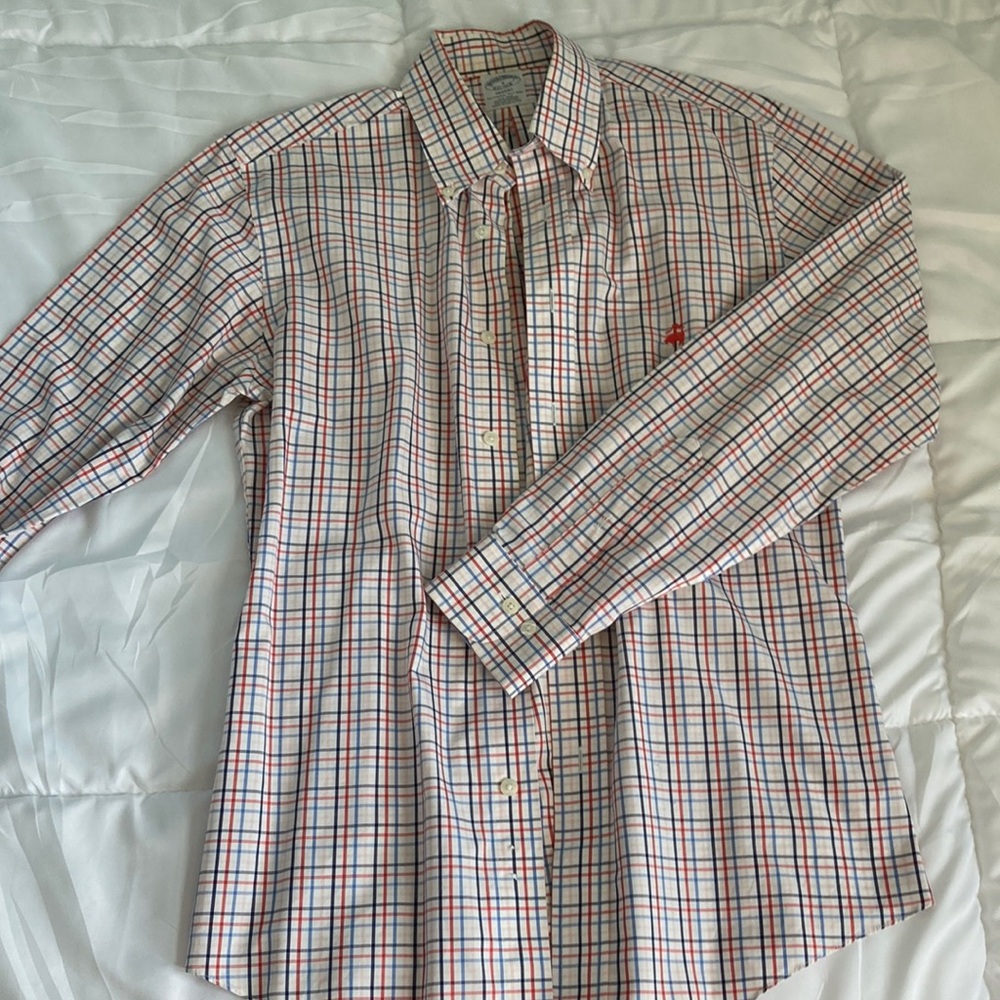 Mens button down shirt size small. Checkered pattern multicolored
